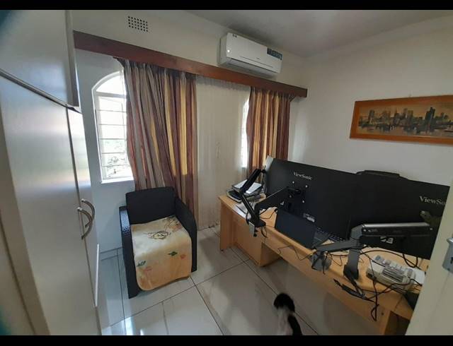 4 BEDROOM HOUSE FOR SALE IN BRACKENHURST